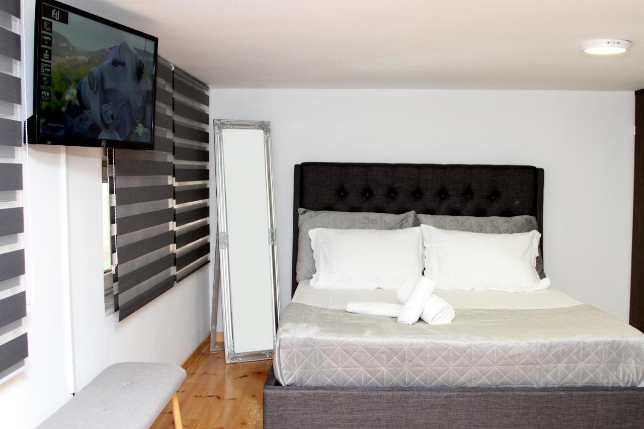 Mathioudakis Apartment Heraklion,Crete Buitenkant foto